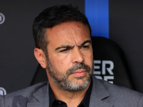 Vasco faz proposta por Artur Jorge e aguarda resposta