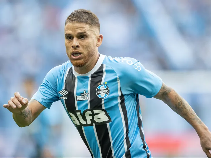 Grêmio chega em acordo com Cuéllar para rescisão contratual