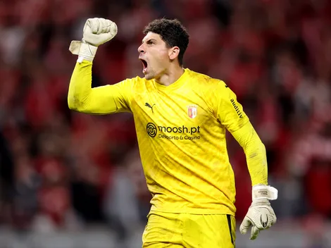 Botafogo negocia com mais um goleiro além de Matheus Magalhães