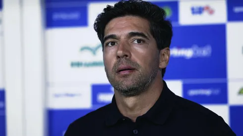 Abel Ferreira tecnico do Palmeiras durante partida contra o Fluminense no estadio Arena Barueri pelo campeonato Brasileiro A 2026. Foto: Ettore Chiereguini/AGIF
