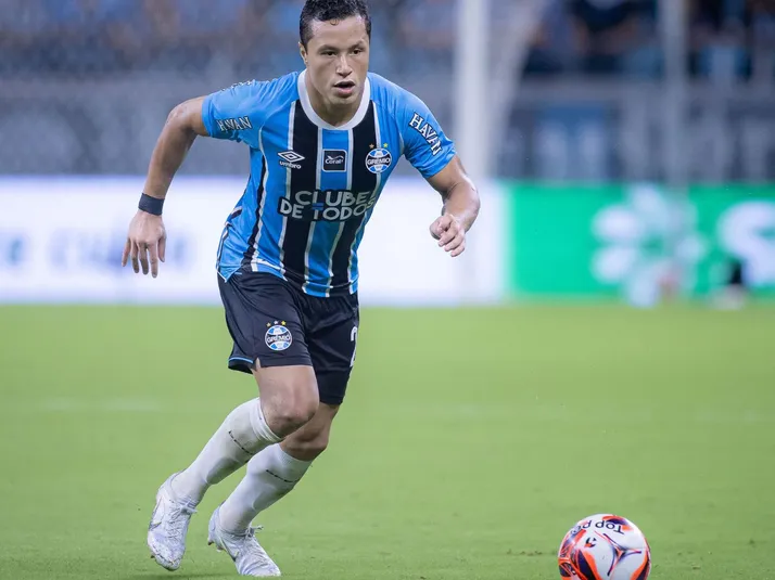 Golaço de Marlon faz lateral se declarar em Grêmio x Atlético-MG