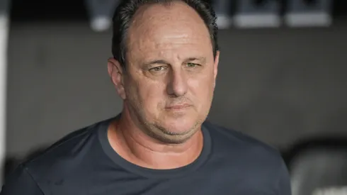 Rogerio Ceni tecnico do Bahia durante partida contra o Vasco no estadio Sao Januario pelo campeonato Brasileiro A 2026. Foto: Thiago Ribeiro/AGIF