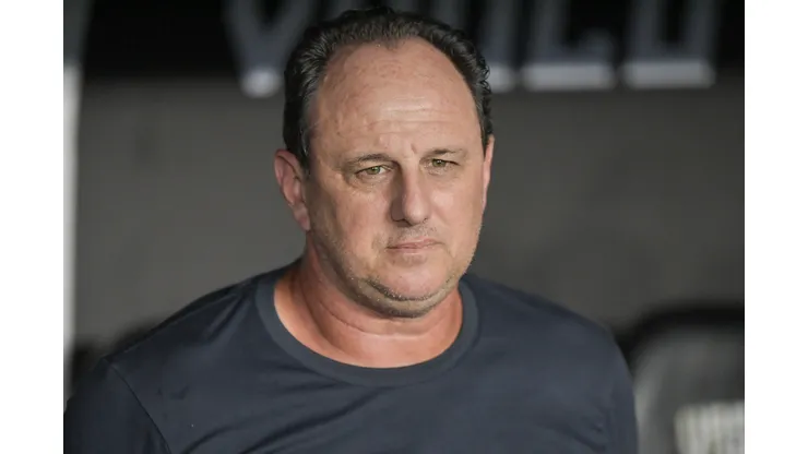 Rogerio Ceni tecnico do Bahia durante partida contra o Vasco no estadio Sao Januario pelo campeonato Brasileiro A 2026. Foto: Thiago Ribeiro/AGIF