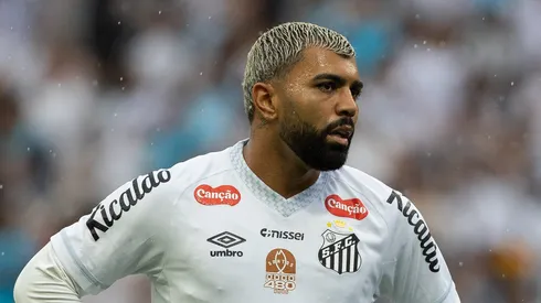 Gabriel Barbosa jogador do Santos lamenta durante partida contra o Bragantino no estadio Arena Corinthians pelo campeonato Paulista 2026. Foto: Joisel Amaral/AGIF