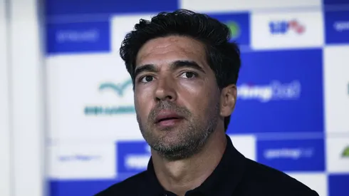 Abel Ferreira citou Zubeldía no Palmeiras.