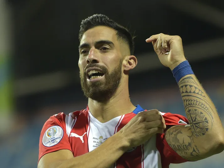 Fluminense agenda reunião com o Independiente para contratar Ávalos