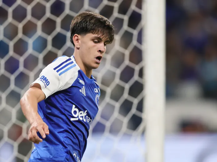 Cruzeiro renova com Rayan Lelis até o final de 2030 e atacante terá chances