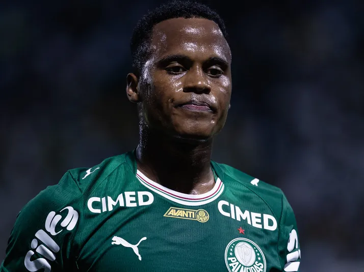 Abel Ferreira comemora chegada de Arias ao Palmeiras