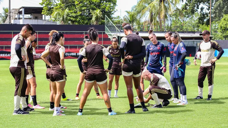 Flamengo vive excelente fase no começo de temporada - Foto: Julliana Nascimento/CRF