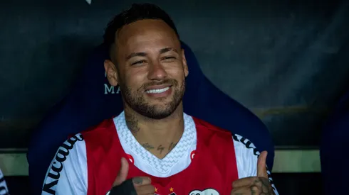 Neymar jogador do Santos durante partida contra o Fluminense no estadio Maracana pelo campeonato Brasileiro A 2025.