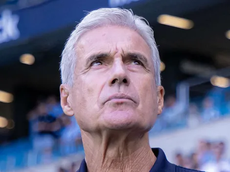 Luís Castro projeta Grêmio com possíveis voltas