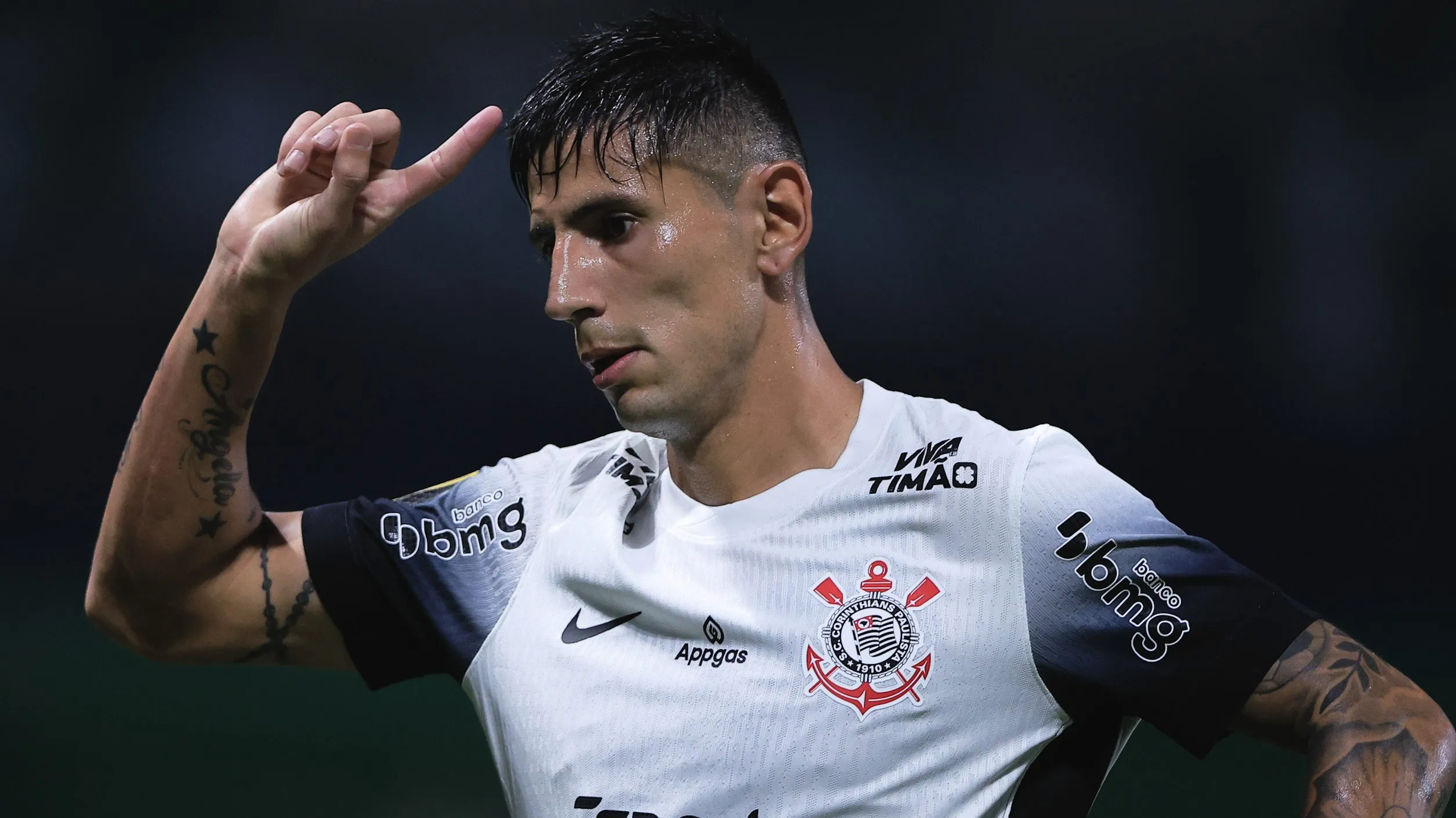 Angileri, lateral do Corinthians. Foto: Ettore Chiereguini/AGIF