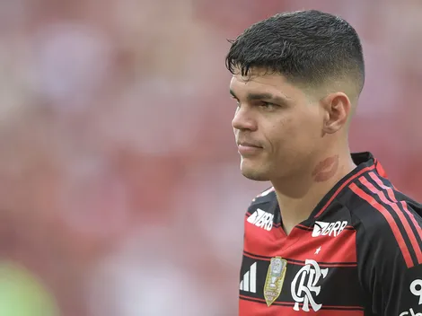 Ayrton Lucas lamenta derrota do Flamengo para o Lanús