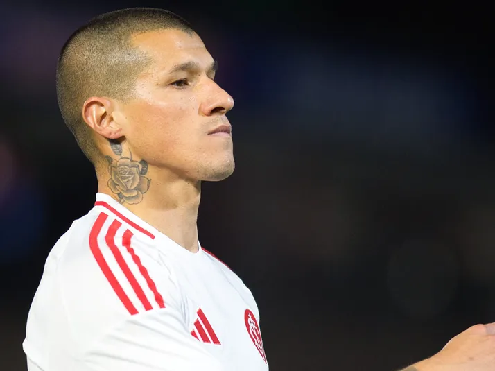 Inter rescinde contrato de Alan Benítez que deve assinar com o Libertad