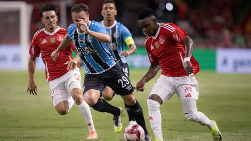 Grêmio x Internacional. Foto: Maxi Franzoi/AGIF