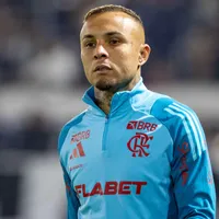 Cebolinha quer ficar no Brasil após deixar o Flamengo e Grêmio deve fazer oferta
