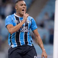 Grêmio pode ficar sem Carlos Vinicius na decisão estadual