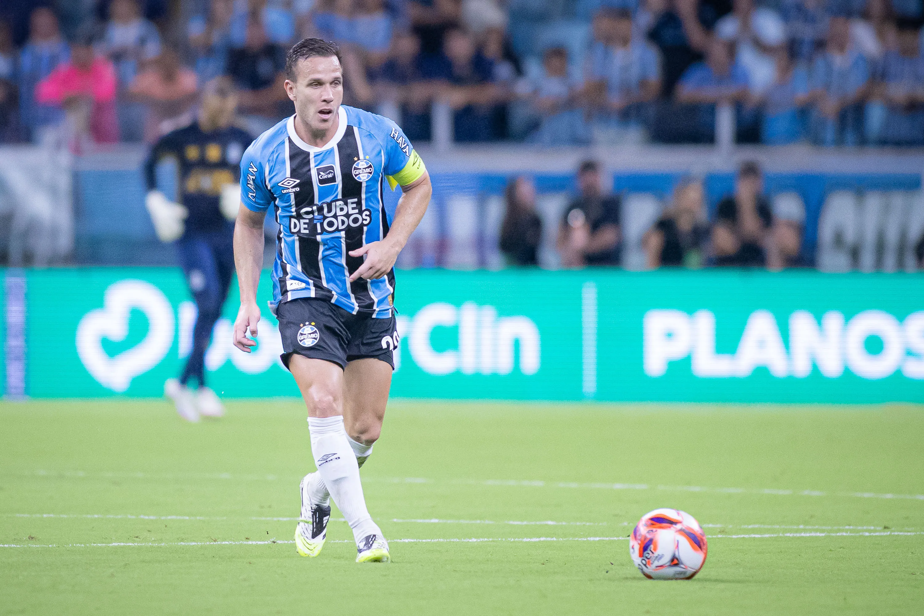 RS – PORTO ALEGRE – 15/02/2026 – GAUCHO 2026, GREMIO X JUVENTUDE – Arthur jogador do Gremio durante partida contra o Juventude no estadio Arena do Gremio pelo campeonato Gaucho 2026. Foto: Maxi Franzoi/AGIF
