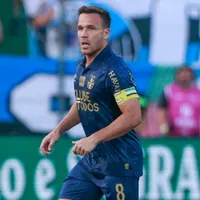 Arthur comenta liderança no Grêmio e projeta Gre-Nal decisivo