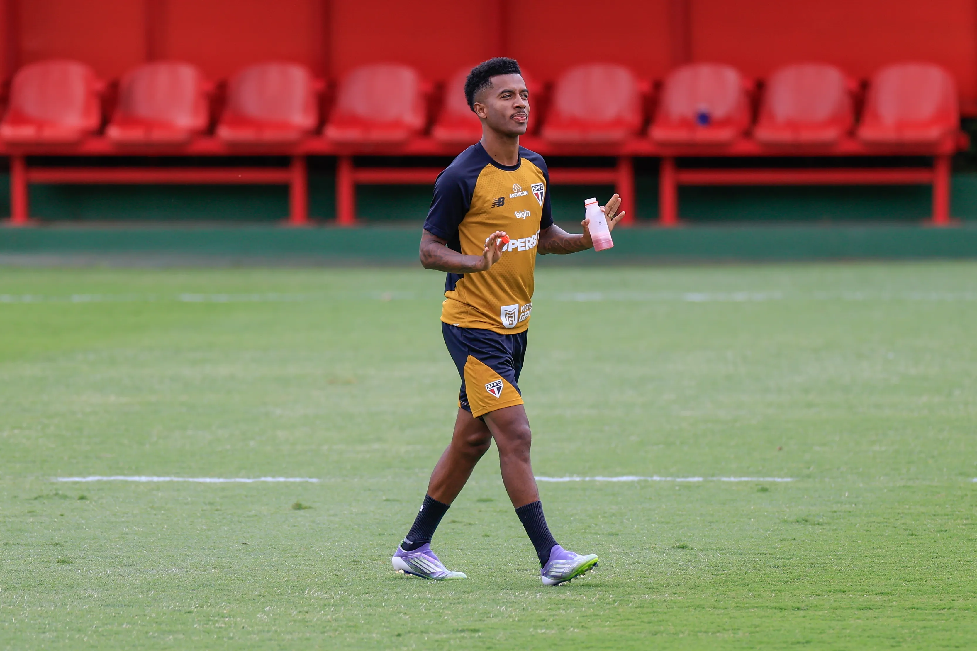 Marcos Antônio renovou com o São Paulo – Foto: Marcello Zambrana/AGIF.