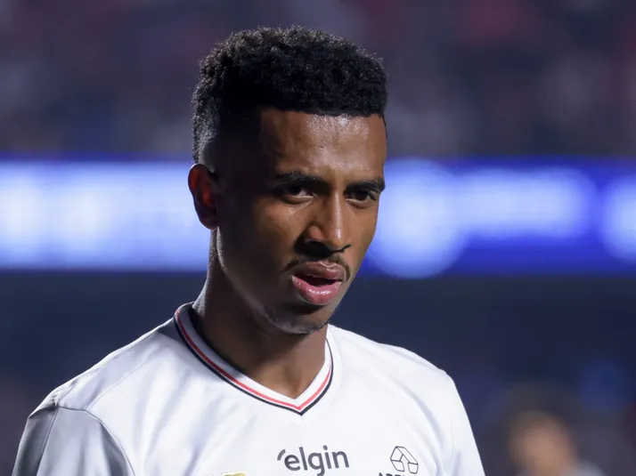 Marcos Antônio tem multa fixada no São Paulo após renovar