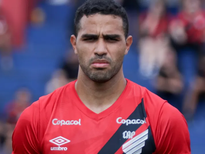 Alan Kardec é anunciado como reforço do Juventude