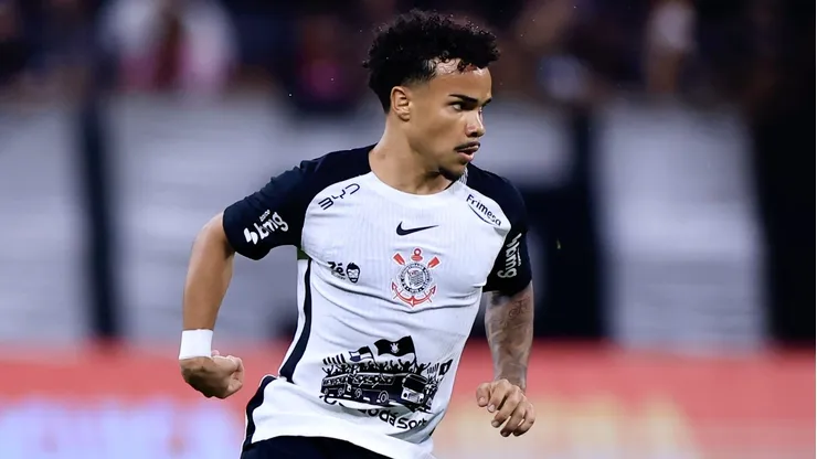 Kaio César em campo pelo Corinthians. Foto: Marcello Zambrana/AGIF