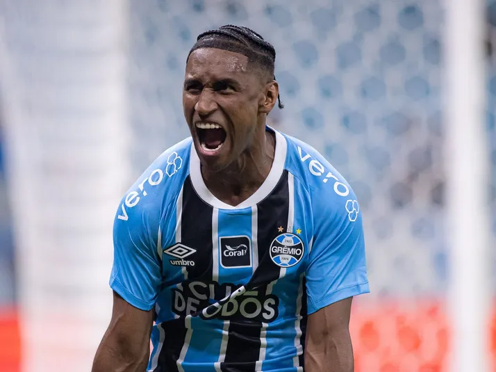 Tetê deve ficar à disposição para Grêmio x Internacional