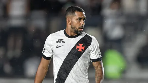 Paulo Henrique jogador do Vasco durante partida contra o Bahia no estadio Sao Januario pelo campeonato Brasileiro A 2026. Foto: Thiago Ribeiro/AGIF