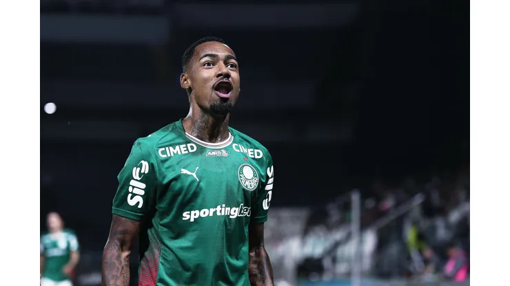 Allan jogador do Palmeiras comemora seu gol durante partida contra o Fluminense no estadio Arena Barueri pelo campeonato Brasileiro A 2026. Foto: Ettore Chiereguini/AGIF
