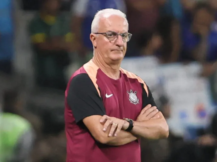 Mudanças de Dorival Jr não surtem efeito em eliminação