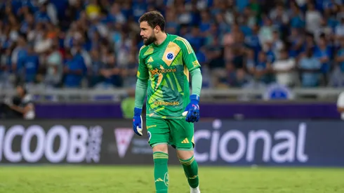 Matheus Cunha goleiro do Cruzeiro durante partida contra o Pouso Alegre no estadio Mineirao pelo campeonato Mineiro 2026. Foto: Alessandra Torres/AGIF
