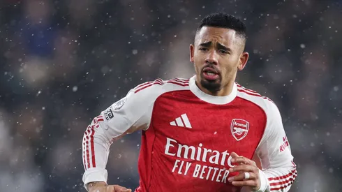 Gabriel Jesus, do Arsenal, em ação durante a partida da Premier League entre Wolverhampton Wanderers e Arsenal no Molineux em 18 de fevereiro de 2026, em Wolverhampton, Inglaterra. (Foto de Michael Regan/Getty Images)