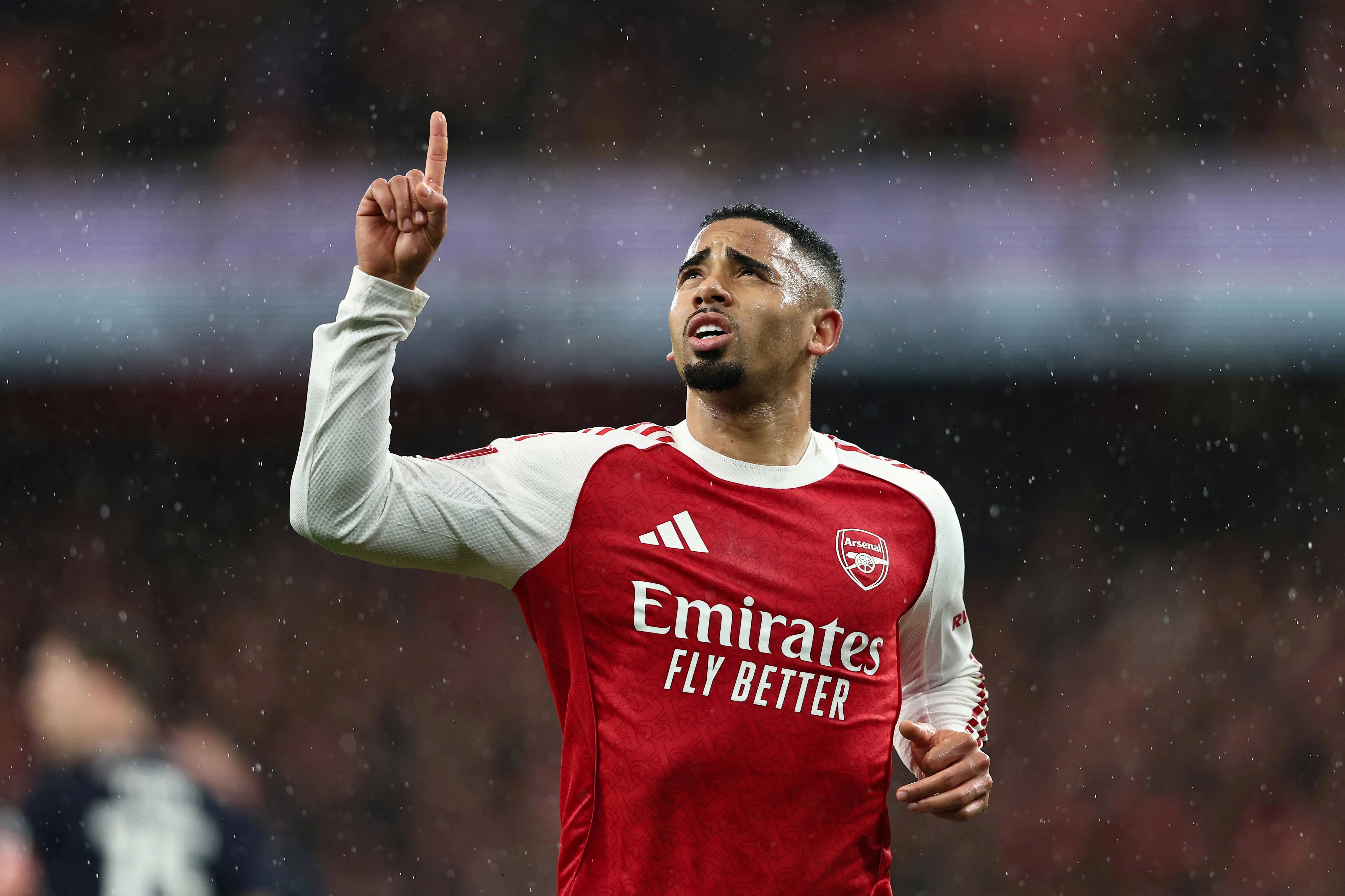 LONDON, ENGLAND – FEBRUARY 15: Gabriel Jesus of Arsenal celebrates scoring his team’s fourth goal during the Emirates FA Cup Fourth Round match between Arsenal and Wigan Athletic at the Emirates Stadium on February 15, 2026 in London, England. (Photo by James Fearn/Getty Images)