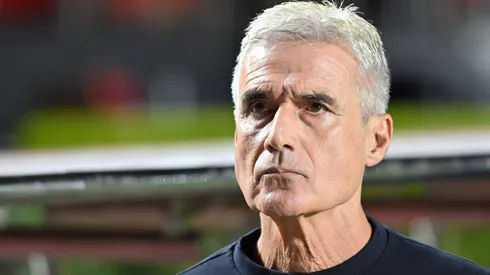 Luís Castro, técnico do Grêmio (1). Foto: Jota Erre/AGIF