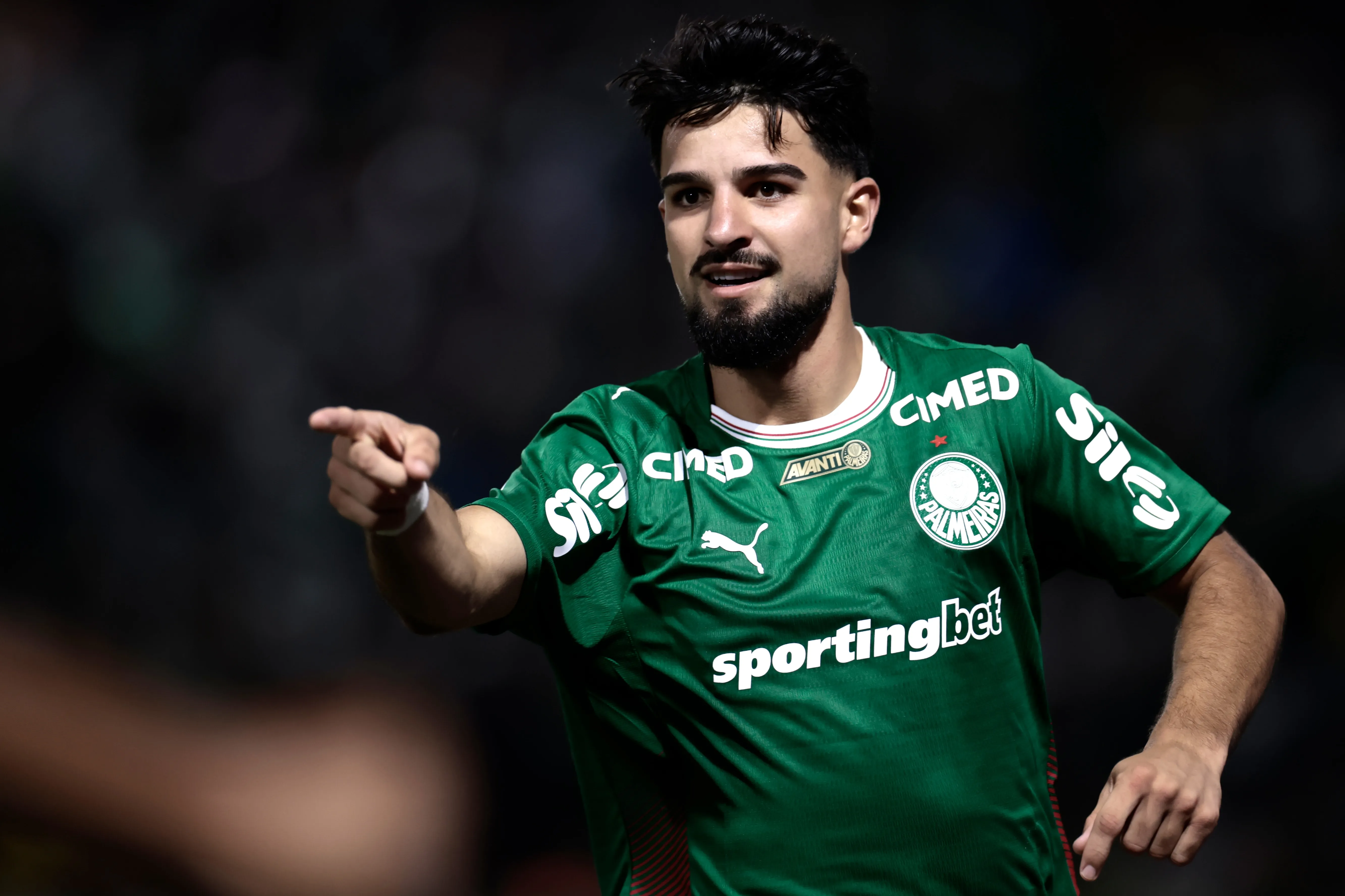Flaco Lopez jogador do Palmeiras comemora seu gol durante partida contra o Sao Paulo no estadio Arena Barueri pelo campeonato Paulista 2026. Foto: Marcello Zambrana/AGIF