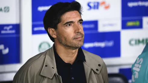 Abel Ferreira tecnico do Palmeiras durante partida contra o Sao Paulo no estadio Arena Barueri pelo campeonato Paulista 2026. Foto: Ettore Chiereguini/AGIF