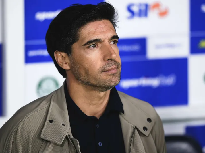 Trocas de Abel Ferreira garantem vitória do Palmeiras