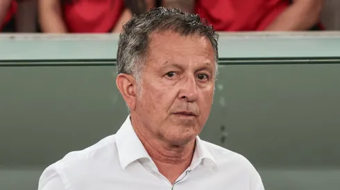  Juan Carlos Osorio tecnico do Athletico-PR durante partida contra o FC Cascavel no estadio Arena da Baixada pelo campeonato Paranaense 2024. Foto: Robson Mafra/AGIF
