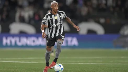 Danilo jogador do Botafogo durante partida contra o LDU no estadio Engenhao pelo campeonato Copa Libertadores 2025.