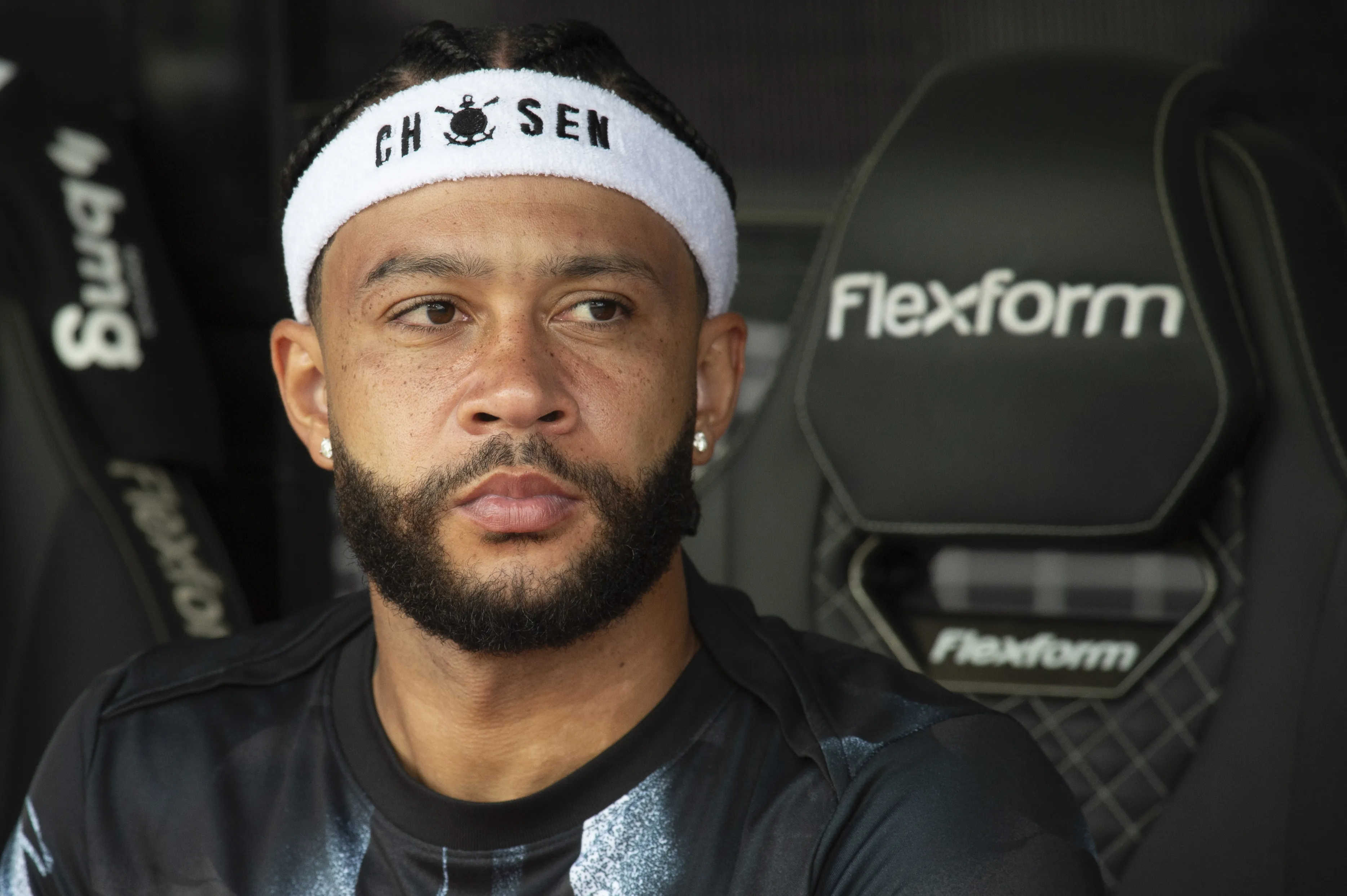 SP – SAO PAULO – 07/12/2025 – BRASILEIRO A 2025, CORINTHIANS X JUVENTUDE – Memphis Depay jogador do Corinthians durante partida contra o Juventude no estadio Arena Corinthians pelo campeonato Brasileiro A 2025. Foto: Anderson Romao/AGIF