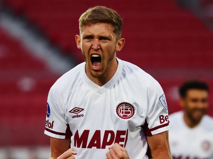 Fluminense se aproxima da contratação de Rodrigo Castillo em definitivo