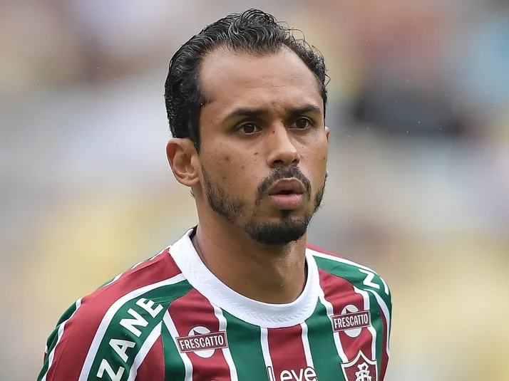 Ex-Fluminense, Lima sofre expulsão relâmpago no América-MEX