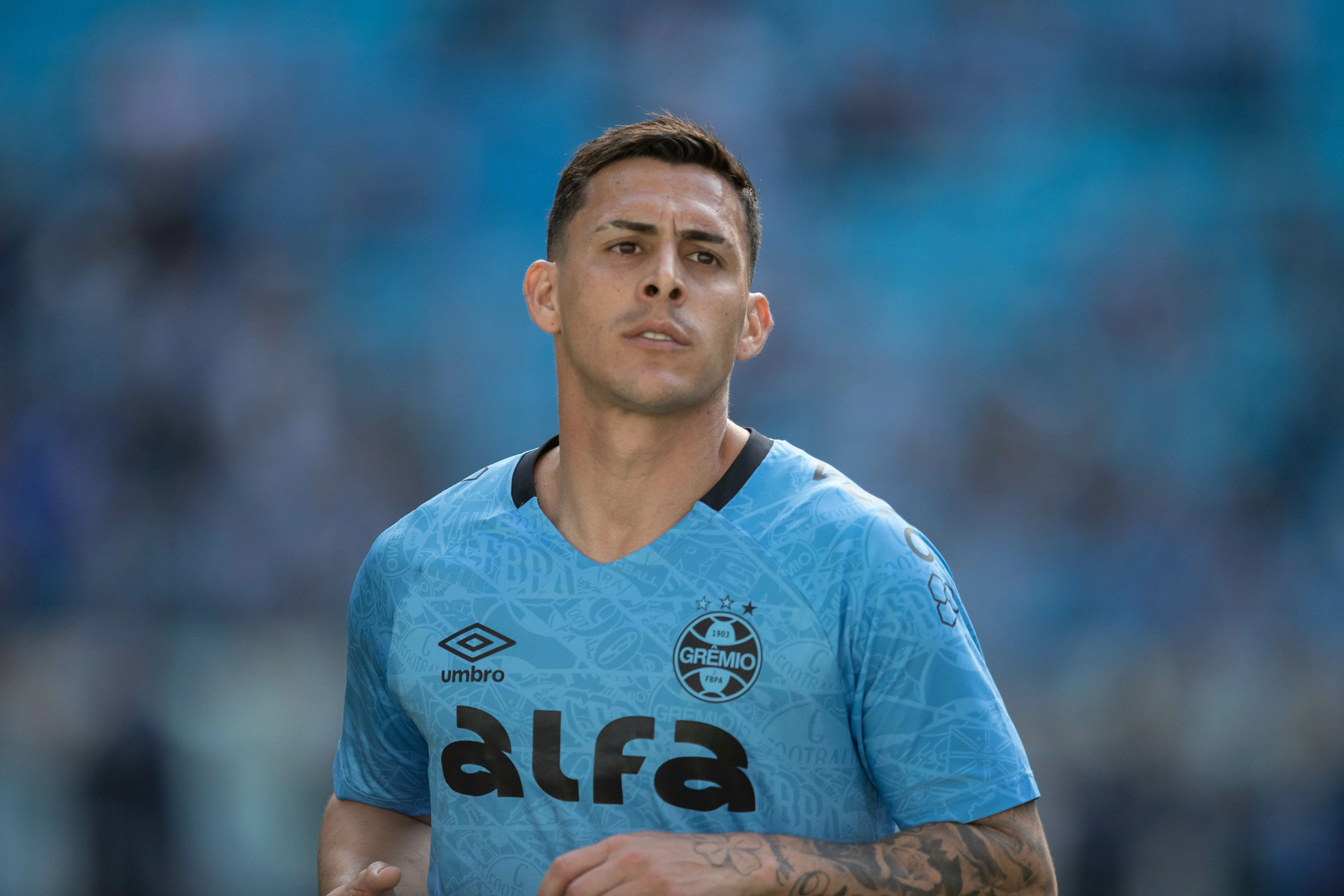 RS – PORTO ALEGRE – 13/09/2025 – BRASILEIRO A 2025, GREMIO X MIRASSOL – Cristian Pavon jogador do Gremio durante partida contra o Mirassol no estadio Arena do Gremio pelo campeonato Brasileiro A 2025. Foto: Liamara Polli/AGIF