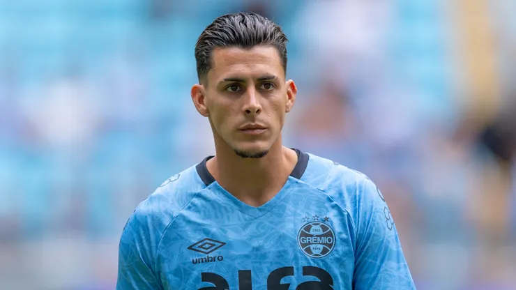 Cristian Pavon jogador do Gremio durante partida contra o Flamengo no estadio Arena do Gremio pelo campeonato Brasileiro A 2025.