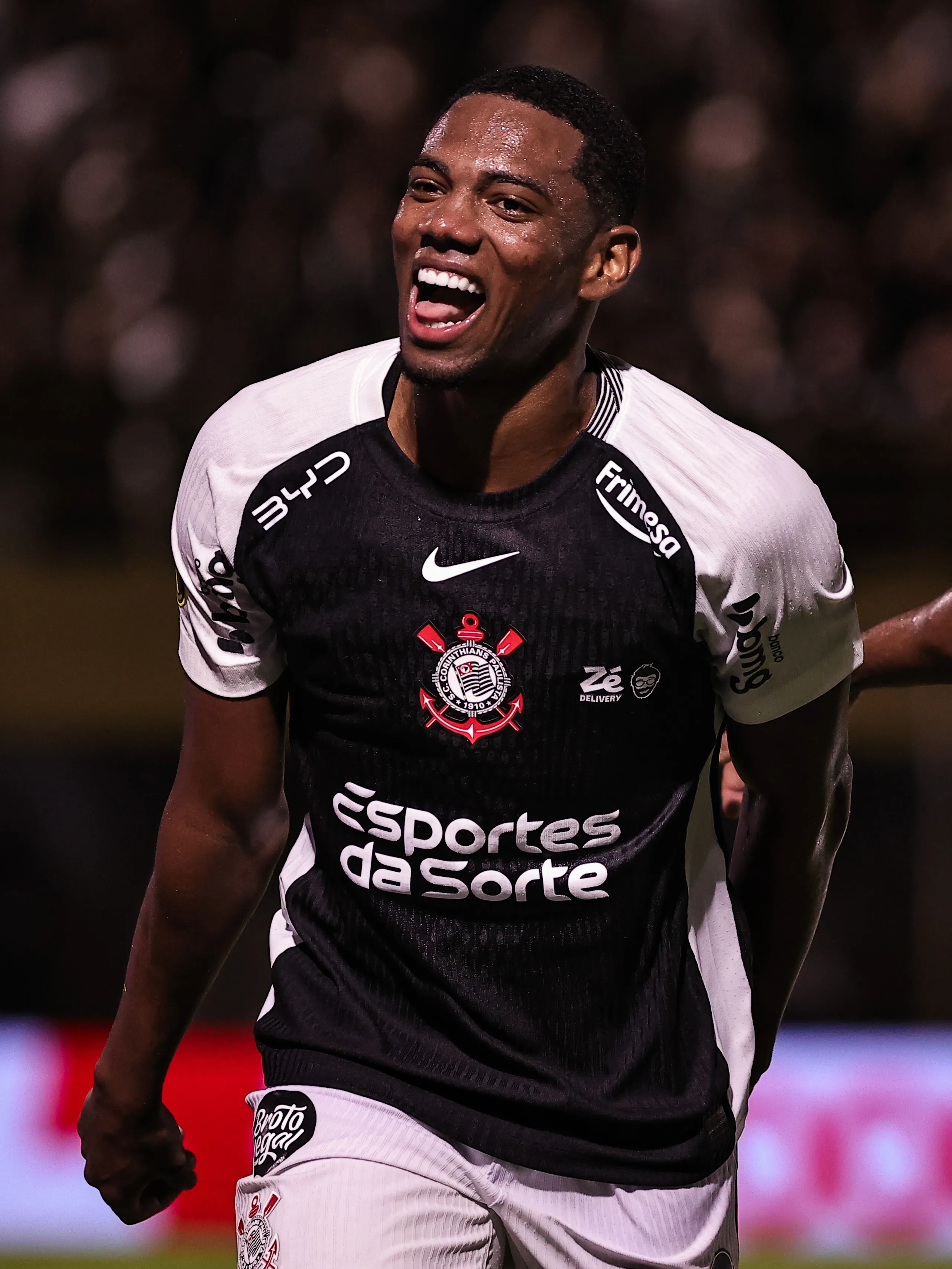 SP – SAO BERNARDO DO CAMPO – 15/02/2026 – PAULISTA 2026, SAO BERNARDO X CORINTHIANS –  Andre jogador do Corinthians comemora seu gol durante partida contra o Sao Bernardo no estadio Primeiro de Maio pelo campeonato Paulista 2026.   Foto: Fabio Giannelli/AGIF
