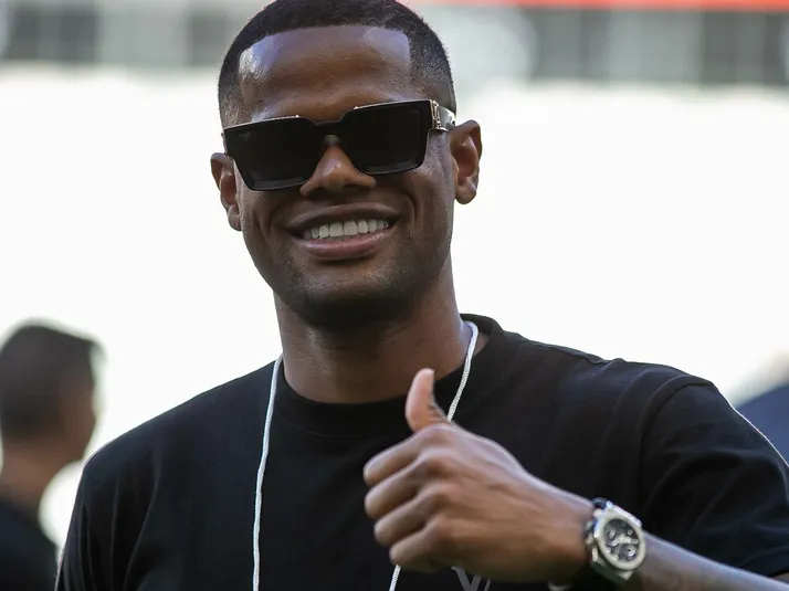 Botafogo aguarda Júnior Santos nesta quarta-feira