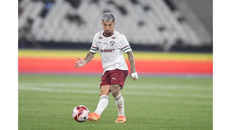 Lucho Acosta jogador do Fluminense durante partida contra o Vasco no estadio Engenhao pelo campeonato Carioca 2026. Foto: Thiago Ribeiro/AGIF