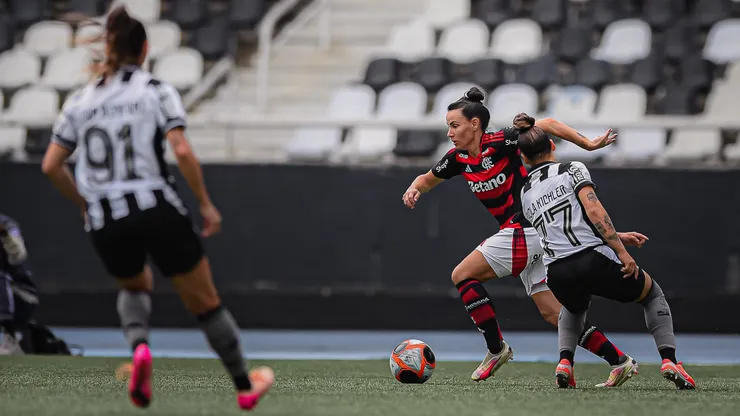 Os rivais se enfrentam pela primeira vez na temporada - Foto: Paula Reis/Flamengo