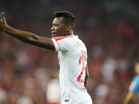 Paulão, ex-Internacional, anuncia aposentadoria
